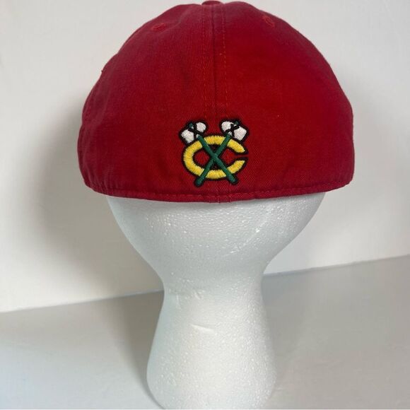 Forty Seven Red Chicago Blackhawks Baseball Cap Size XL - Picture 11 of 12